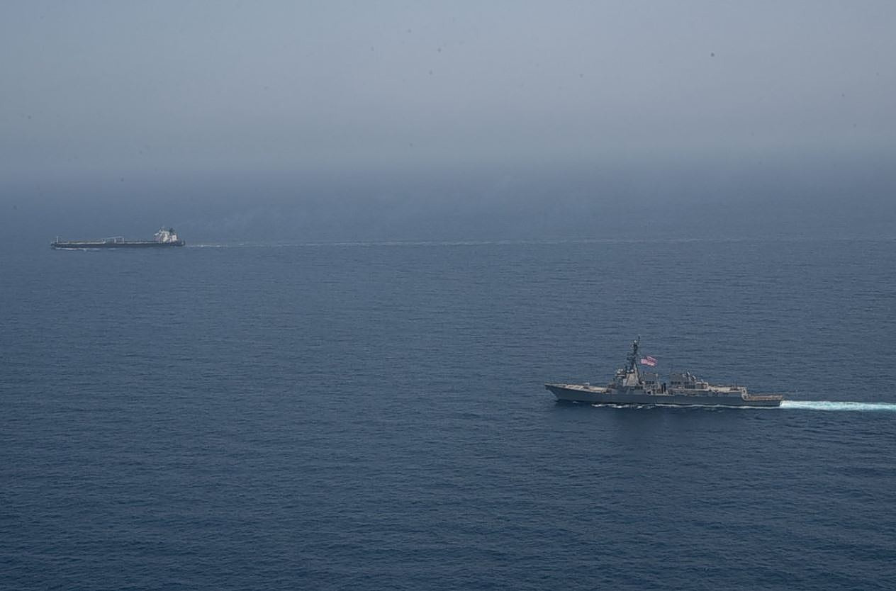 Ο Τραμπ φέρεται να εξετάζει παρατεταμένο αποκλεισμό του Ιράν