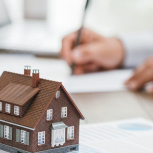 «Κλειστά» ακίνητα: Πώς απαλλάσσονται από φόρο οι ιδιοκτήτες