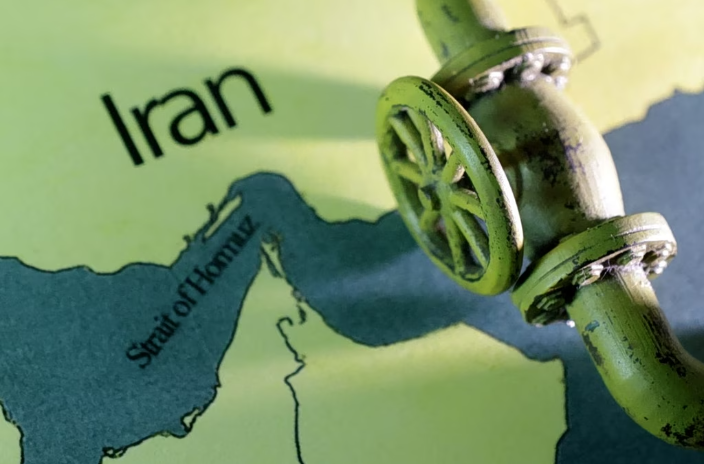 Παγκόσμια οικονομία: Μπορεί να αποφευχθεί η ύφεση μετά το σοκ στη Μέση Ανατολή;