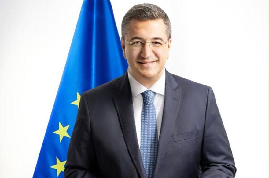 Ναυτιλία: Παράθυρο Τζιτζικώστα για αλλαγή πολιτικής από την Κομισιόν στην πράσινη μετάβαση