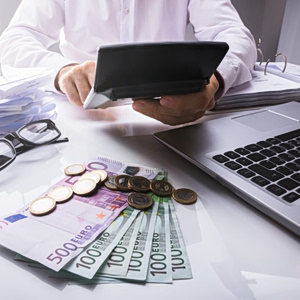 Φοροδιαφυγή: Ποια επαγγέλματα βρίσκονται στο στόχαστρο