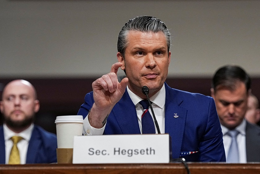 «Χέγκσεθ, είσαι εγκληματίας πολέμου» – Ακτιβιστής διέκοψε την ακρόαση του υπουργού Άμυνας στη Γερουσία