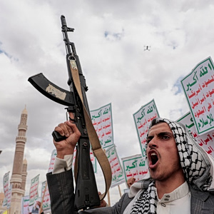 Χούθι: Απειλούν να κλείσουν το Στενό αλ-Μαντέμπ αν ο Τραμπ «συνεχίζει να παρεμποδίζει την ειρήνη»