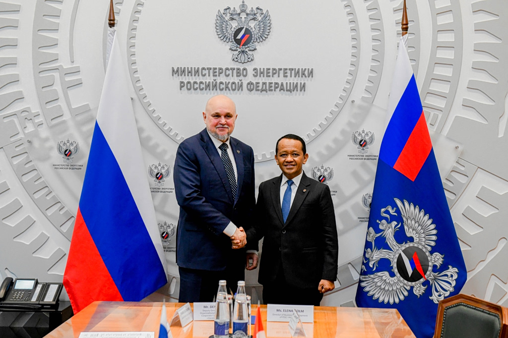 Ινδονησία: Συμφωνία με τη Ρωσία για την αγορά πετρελαίου και φυσικού αερίου