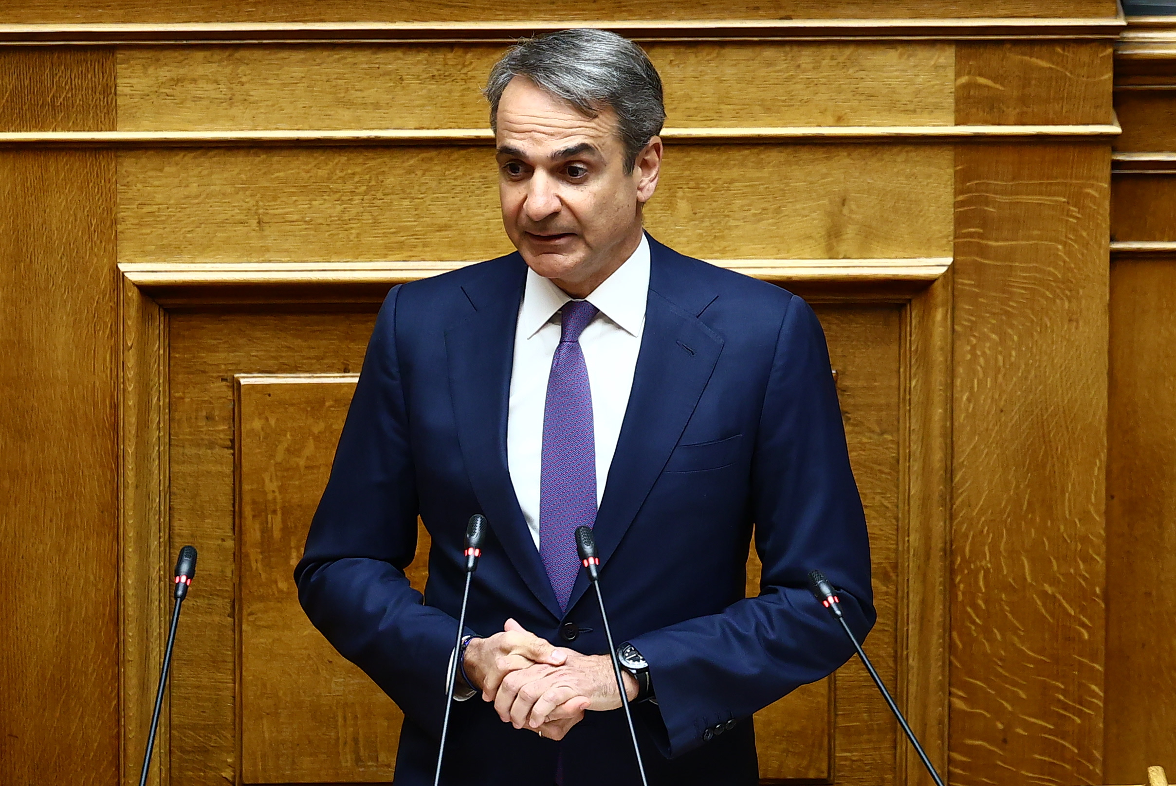 Μητσοτάκης: Λέξη για τα σκάνδαλα, αιχμές για την Ευρωπαϊκή Εισαγγελία, επίθεση στην αντιπολίτευση