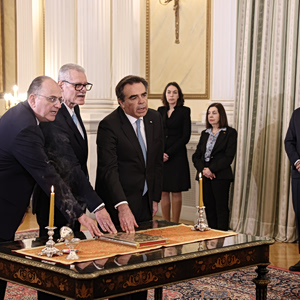 Ανασχηματισμός: Ορκίστηκαν τα νέα μέλη της κυβέρνησης στο Προεδρικό Μέγαρο