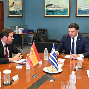 Βασίλης Κικίλιας: Συνάντηση με τον Ισπανό ομόλογό του, Όσκαρ Πουέντε