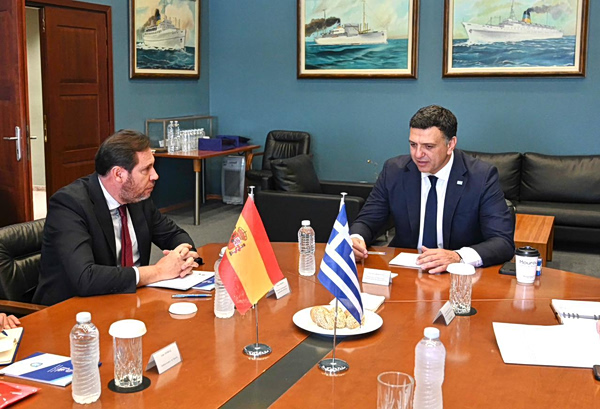 Βασίλης Κικίλιας: Συνάντηση με τον Ισπανό ομόλογό του, Όσκαρ Πουέντε