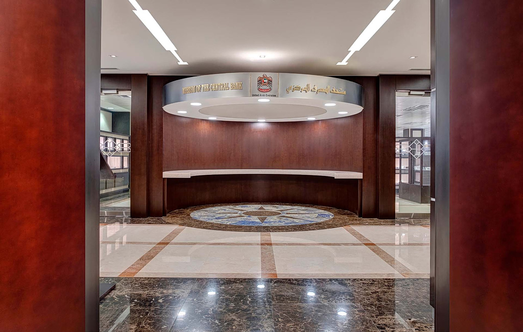 Jefferies: Τα ΗΑΕ διοχέτευσαν ρευστότητα 8 δισ. στις τράπεζες