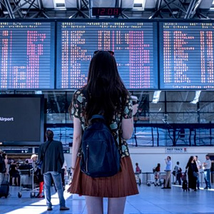 Γερμανία: Έως και 20 εκατ. λιγότεροι θα ταξιδέψουν αεροπορικών το καλοκαίρι