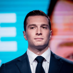 Γαλλία: Πόρτα στον Μπαρντελά από τον πρόεδρο του Αλληλασφαλιστικού Οργανισμού Γαλλίας