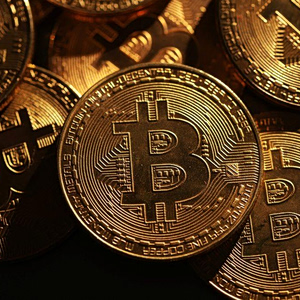 Bitcoin: Σε υψηλό τριών εβδομάδων λόγω κατάπαυσης του πυρός ΗΠΑ-Ιράν