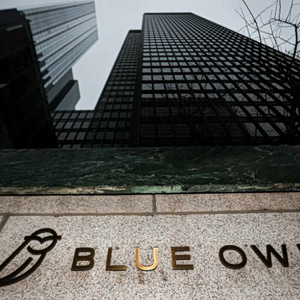 Moody’s: Υποβάθμισε σε αρνητικές τις προοπτικές του Blue Owl Fund