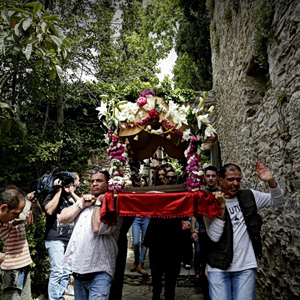 Good Friday in Greece: Τhe Country Goes Quiet