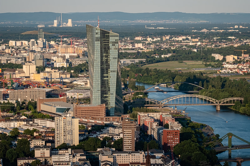 ΕΚΤ: Αποσύρει 3 τρισ. ως το 2027 – Τέλος εποχής για το PEPP