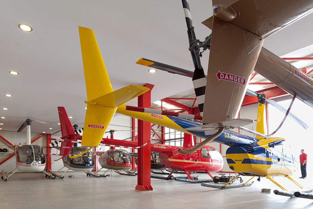 EFA GROUP: Επένδυση στη Superior Air, είσοδος στις υπηρεσίες για ελικόπτερα και αεροπλάνα