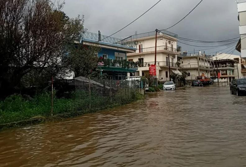 ΕΑΕΕ: Αυξήθηκε η ασφάλιση οχημάτων για φυσικές καταστροφές το 2025