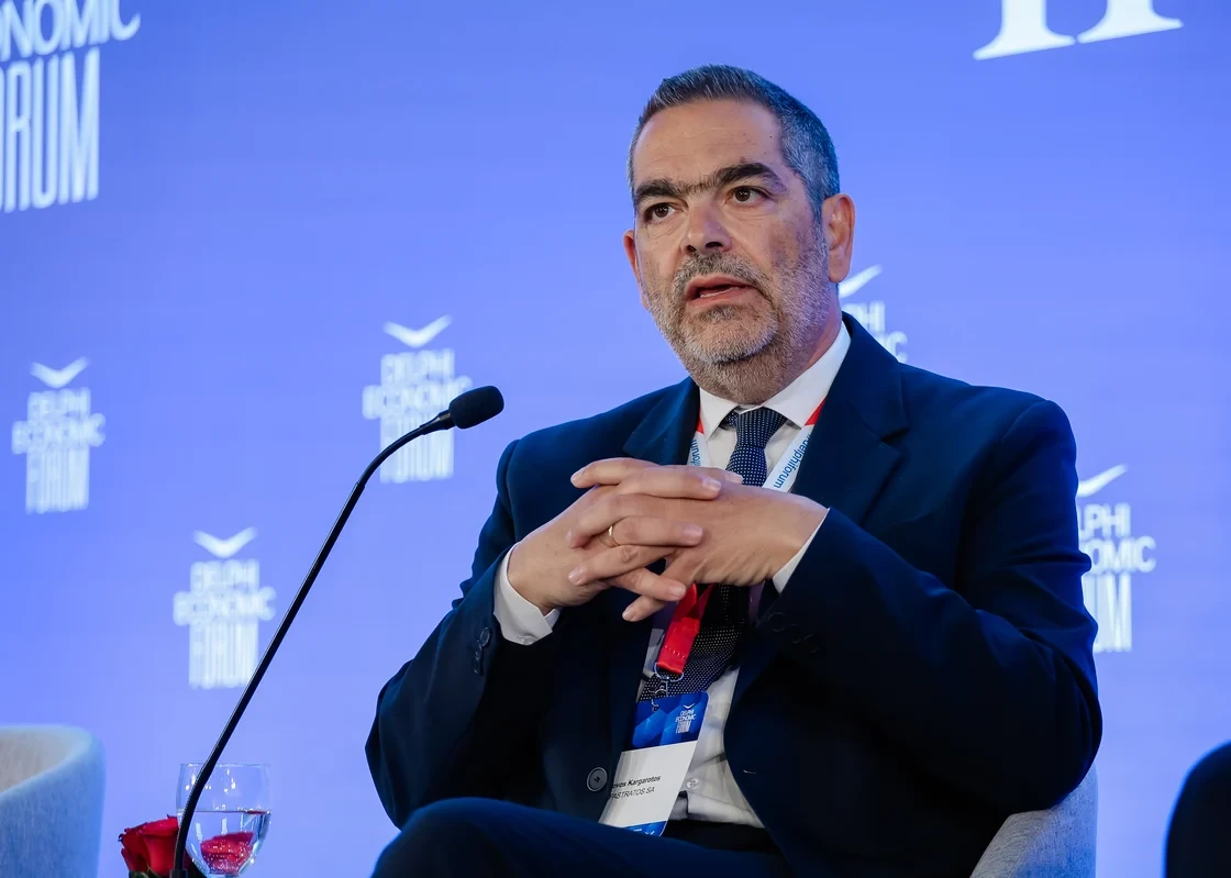 Delphi Economic Forum XI: Από τον Νόμο στην Πράξη – Πώς η Τεχνολογία Κλείνει το Κενό για την Προστασία των Νέων