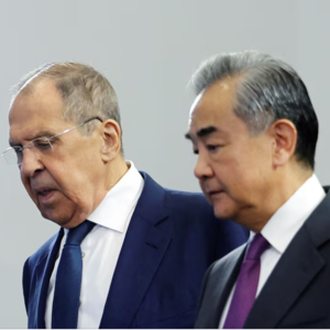 Ιράν: Κατάπαυση του πυρός και διαπραγματεύσεις ζητά η Κίνα