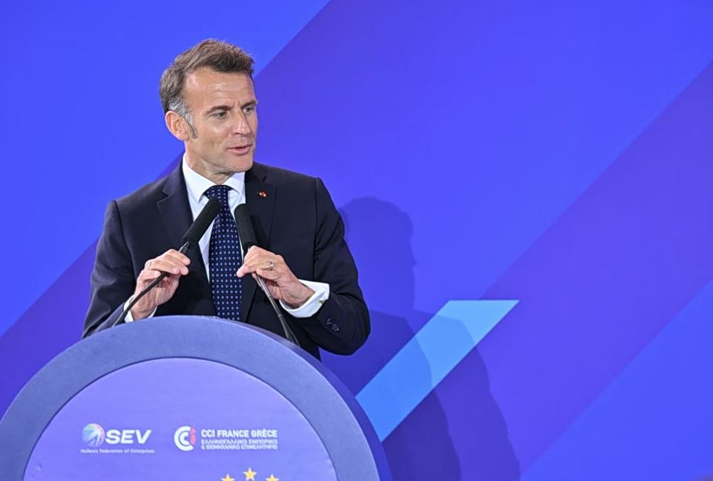 Macron Calls Greece a Model of Economic Progress