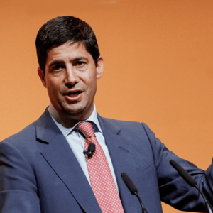 Fed: Εμπόδια στην επικύρωση του Κέβιν Γουόρς ως προέδρου – Η ξαφνική αναβολή