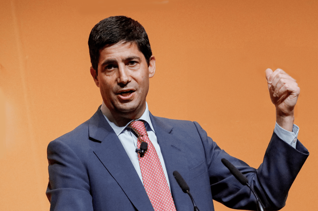 Fed: Εμπόδια στην επικύρωση του Κέβιν Γουόρς ως προέδρου – Η ξαφνική αναβολή