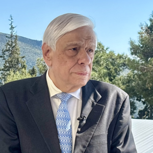 ΟΤ Delphi Economic Forum XI – Παυλόπουλος: Η Κοβεσι και οι Έλληνες δικαστικοί στην Ευρωπαϊκή Εισαγγελία κάνουν καλά τη δουλειά τους