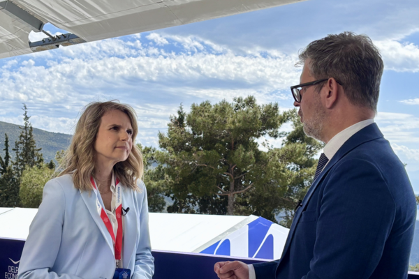 ΟΤ Delphi Economic Forum XI – Αποστολάκη: Ανεπαρκή τα μέτρα της κυβέρνησης