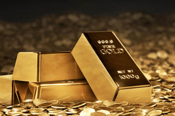 Χρυσός: Υπό πίεση λόγω ισχυρού δολαρίου και ναυαγίου των συνομιλιών ΗΠΑ–Ιράν