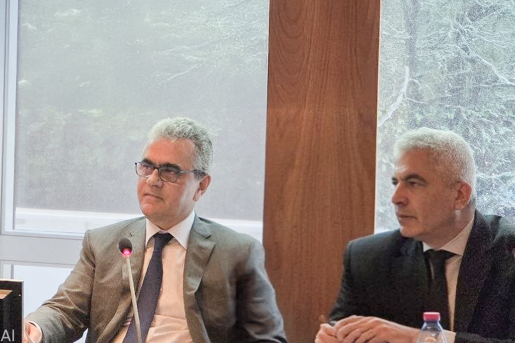 Όμιλος Profile: Ενισχύει το αποτύπωμά του με ΑΙ, εξαγορές και νέες πλατφόρμες