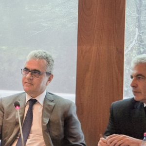 Όμιλος Profile: Ενισχύει το αποτύπωμά του με ΑΙ, εξαγορές και νέες πλατφόρμες