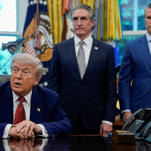 ΗΠΑ: Ο Τραμπ προτείνει εκτόξευση αμυντικών δαπανών και περικοπές 10% σε μη στρατιωτικά προγράμματα