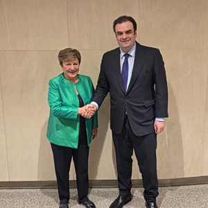 Πιερρακάκης: Συνάντηση με τη Georgieva στο ΔΝΤ – Η ελληνική οικονομία σε τροχιά ανάπτυξης