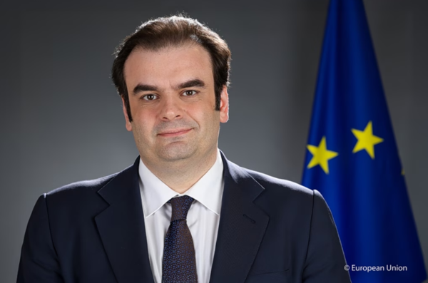 Πιερρακάκης: Δεν βρισκόμαστε ακόμη σε συνθήκες στασιμοπληθωρισμού