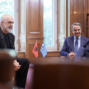 Συνάντηση Μητσοτάκη – Ράμα στο Μαξίμου