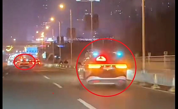 Κίνα: Πάνω από 100 ρομποτικά ταξί χωρίς οδηγό ακινητοποιήθηκαν την ίδια στιγμή