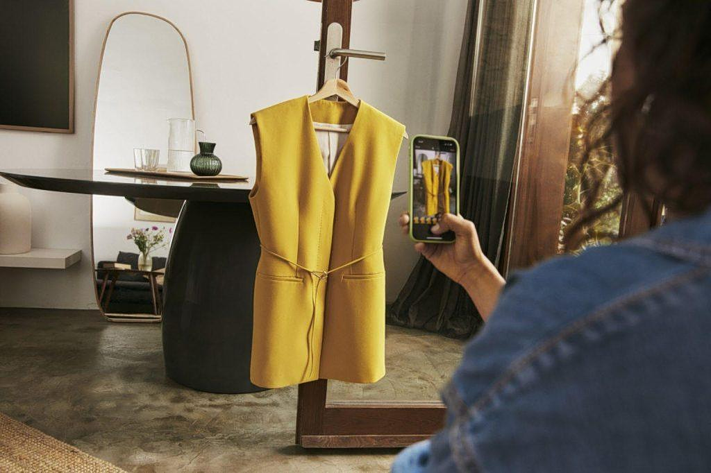 Μεταχειρισμένα ρούχα: Γιατί αυξάνονται ραγδαία οι online πωλήσεις