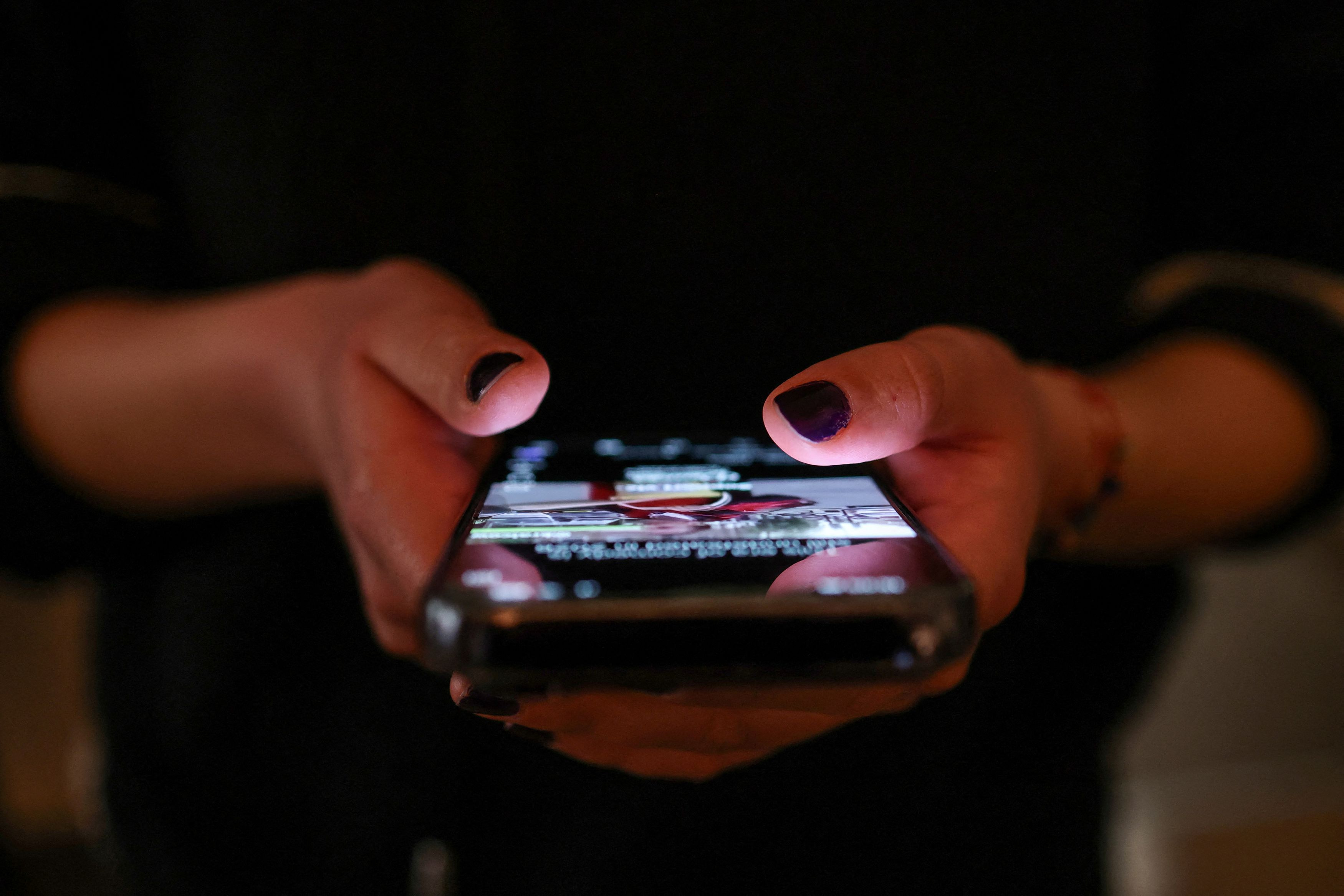 Social media: Κι όμως υπάρχει κι άλλη άποψη για την απαγόρευση