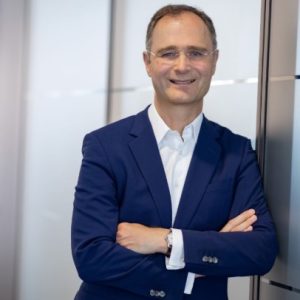 Deutsche Borse: Ο CEO προειδοποιεί κατά των συναλλαγών 24/7 καθώς η Wall Street προετοιμάζεται για αυτό