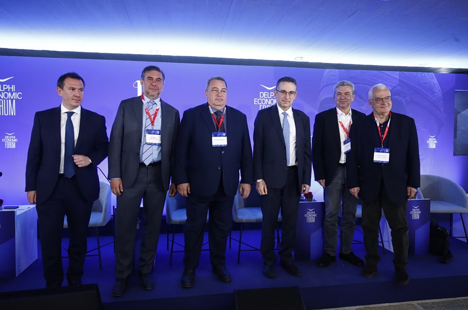 Συνταγματική Αναθεώρηση: Είναι η απάντηση στην κρίση εμπιστοσύνης προς τους θεσμούς;