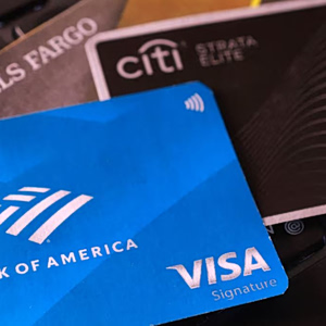 Αμερικανικές τράπεζες: Προσδοκίες για αυξημένα κέρδη, αβεβαιότητα λόγω Ιράν