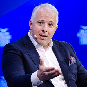 Delphi Economic Forum XI -Καραμούζης: Οι κρίσεις ήρθαν για να μείνουν