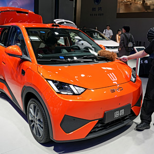 BYD: Πιέζεται στην εγχώρια αγορά αλλά «βλέπει» ανάπτυξη στο εξωτερικό