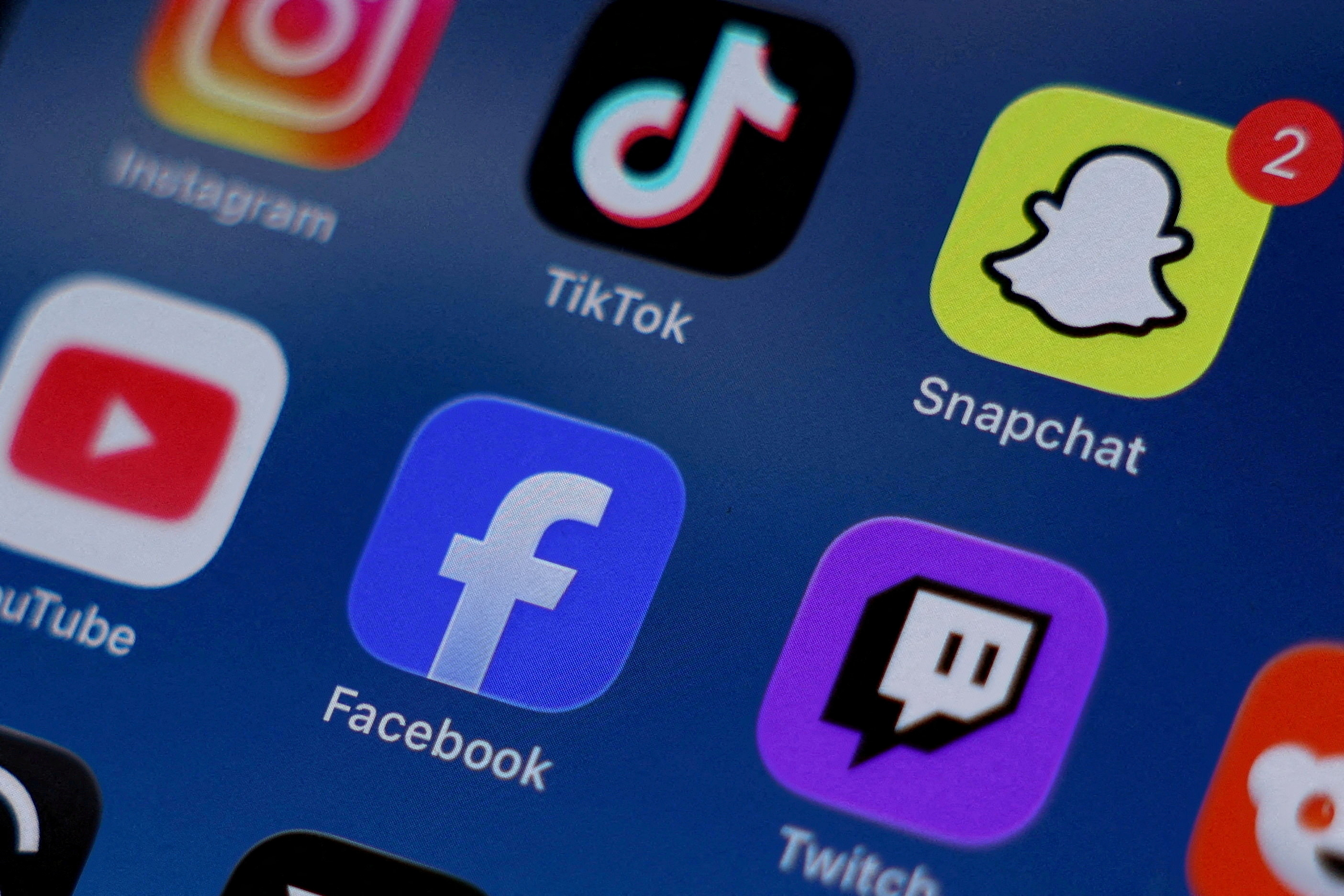 Social Media: YouTube, Snapchat και TikTok σε αγωγές για «εθισμό» μαθητών