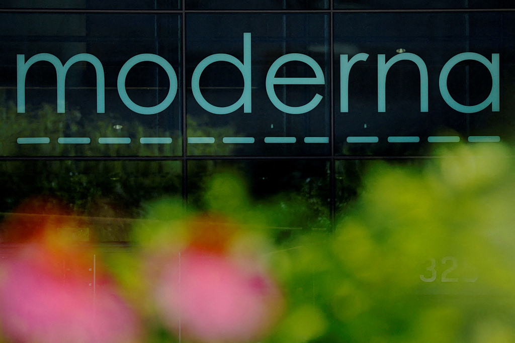 Moderna: Ξεπερνά τις προβλέψεις με άλμα εσόδων από διεθνείς πωλήσεις εμβολίων COVID