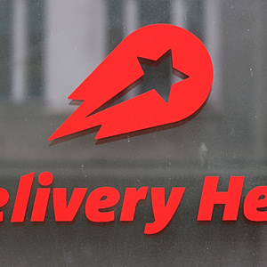 Delivery Hero: Επιβεβαιώνει την πρόταση εξαγοράς της Uber