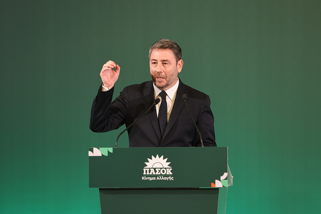 ΠΑΣΟΚ: Πώς διαβάζουν την «επιστροφή» Τσίπρα