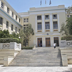 ΟΠΑ: Διεθνής Αναγνώριση  από την “Quacquarelli Symonds”