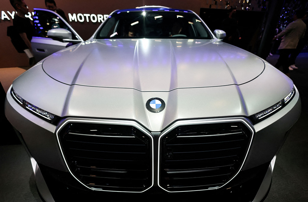 BMW: Πτώση κερδών 25% το α΄τρίμηνο λόγω δασμών και πιέσεων στην Κίνα