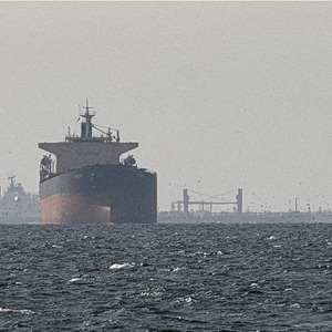 Μέση Ανατολή: Στρέφει το ΝΑΤΟ το βλέμμα στα Στενά του Ορμούζ – Τι ρόλο μπορεί να παίξουν οι «ΑΣΠΙΔΕΣ»;